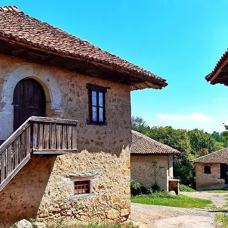 Milenovic Rajacke Pivnice Отель типа 