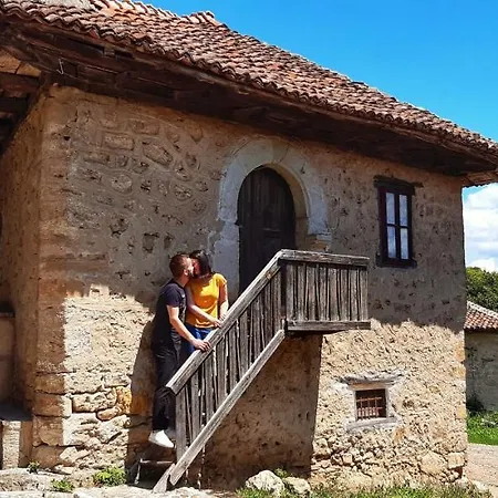 Milenovic Rajacke Pivnice Отель типа 