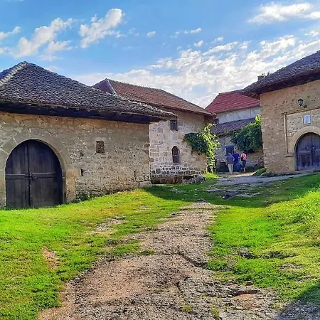 Milenovic Rajacke Pivnice Отель типа 