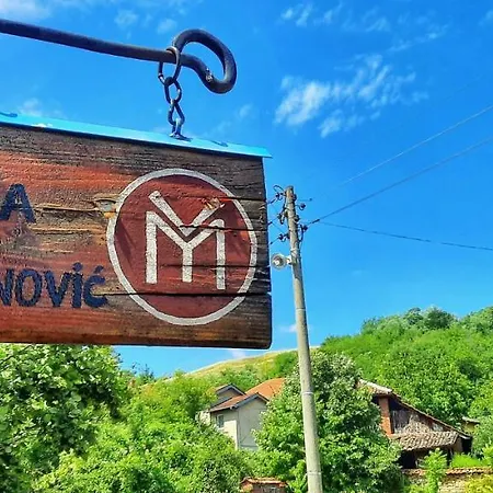 Milenovic Rajacke Pivnice Отель типа 