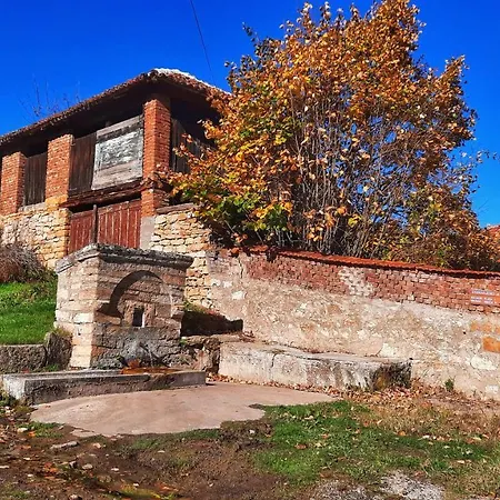 Milenovic Rajacke Pivnice Отель типа 