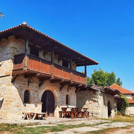 Milenovic Rajacke Pivnice Отель типа 