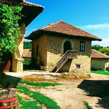 Milenovic Rajacke Pivnice Отель типа 